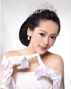 浪漫细致的盘发教程，打造高贵优雅的韩式新娘
