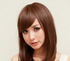 女生斜刘海发型图片欣赏 打造2014最流行的氧气美女